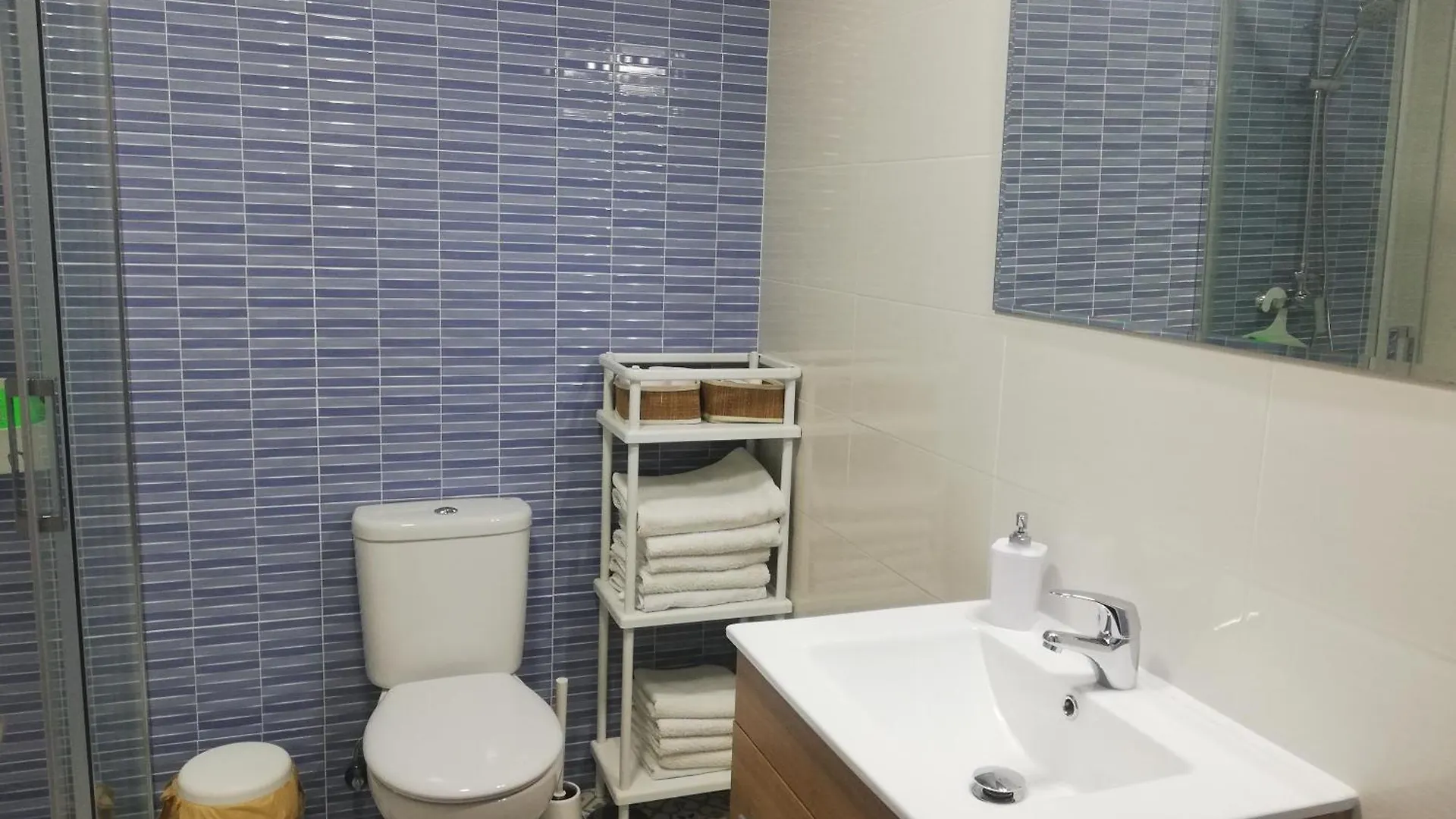Coqueto Apartamento Con Vista Al Mar Castillo Bajo 0*,  Spanje
